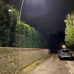 La Casa Nel Bosco, Di Mari