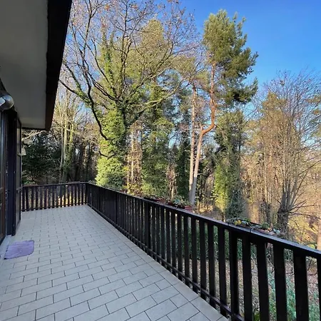 La Casa Nel Bosco, Di Mari 阿皮亚诺詹蒂莱